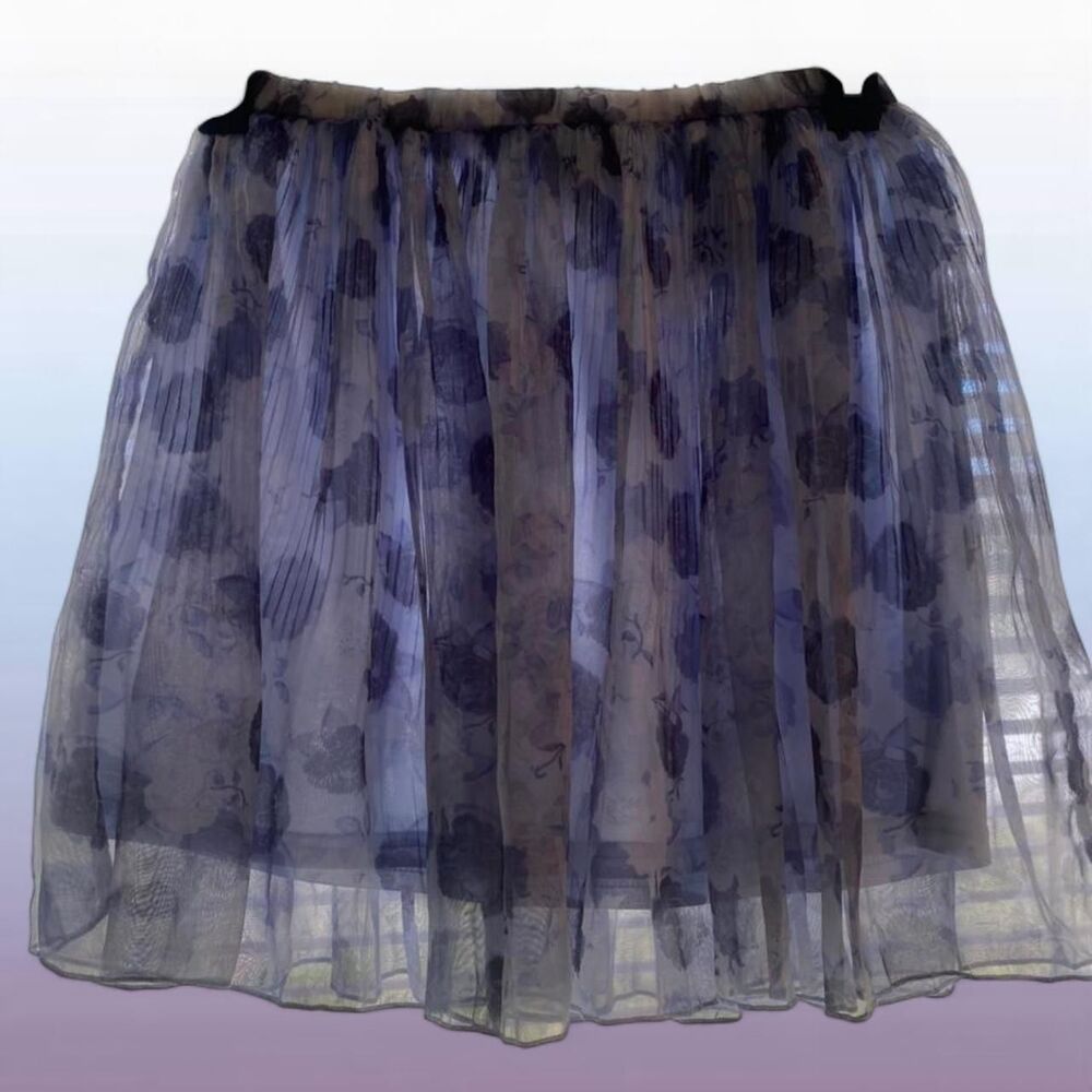 floral skirt